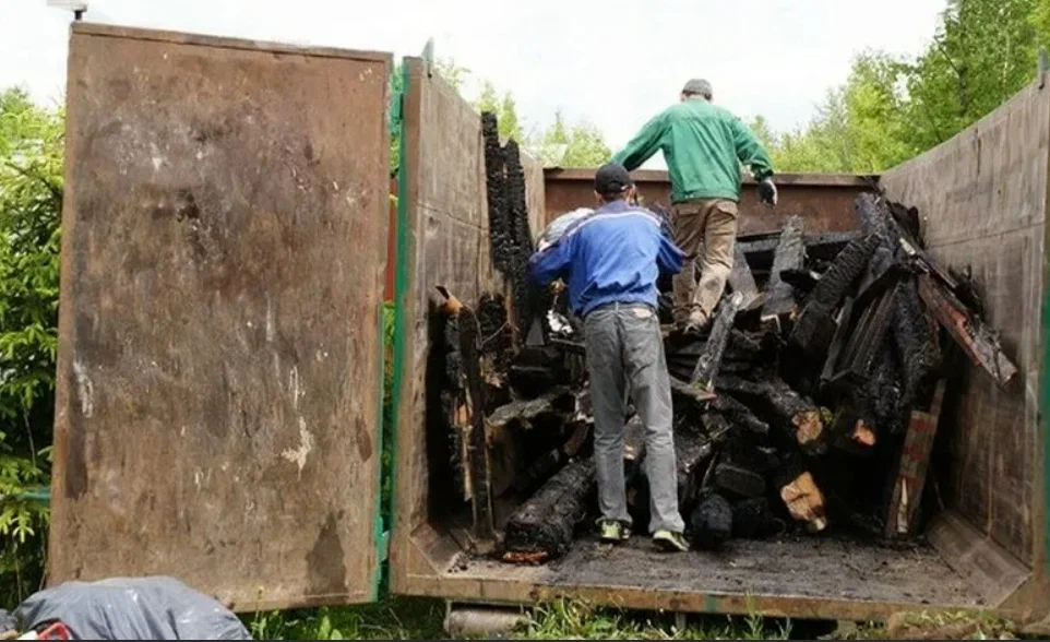 Вывоз мусора после пожара в Красноярске от ПроМусор — уборка, утилизация, цена от 2489 руб