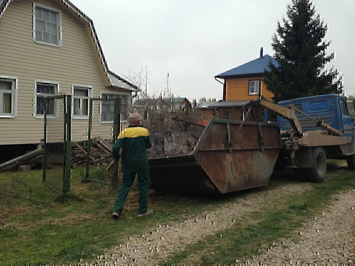 Вывоз мусора и отходов с дачи и участка СНТ в Красноярске в октябре