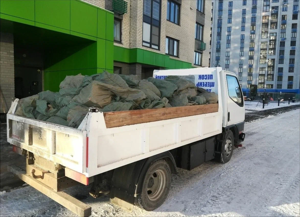 Вывоз мусора грузовым фургоном 3 тонны в Красноярске — цена от 1372 руб., ПроМусор